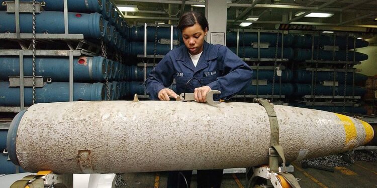 Livrare de bombe grele MK-84 pentru Israel