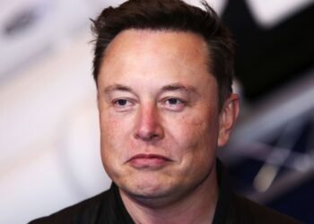 Elon Musk se plânge de „tirania sistemului judiciar”