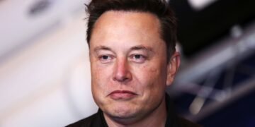 Elon Musk se plânge de „tirania sistemului judiciar”