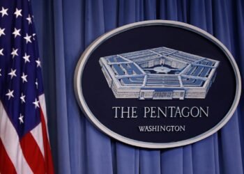 SUA reduce cheltuielile militare, Europa le dublează