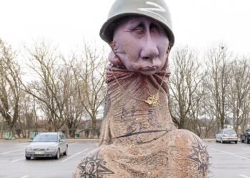 Trei ani de la invazia rusă în Ucraina. Mesajul unui artist lituanian!