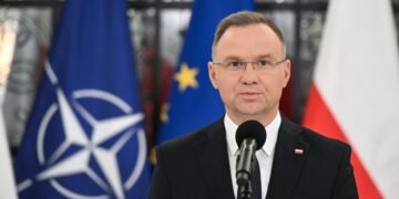 Cere transferul armelor nucleare pe teritoriul polonez