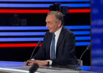 Un fost candidat la președinție alege între amendă și închisoare