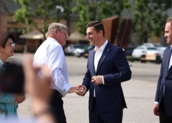 Investitorul adus înainte de alegeri a decis să plece