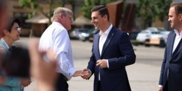 Investitorul adus înainte de alegeri a decis să plece