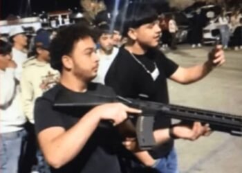 Trei adolescenți uciși într-un schimb de focuri