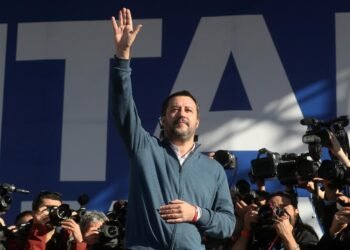 Salvini: 800 de miliarde pentru înarmare e o nebunie
