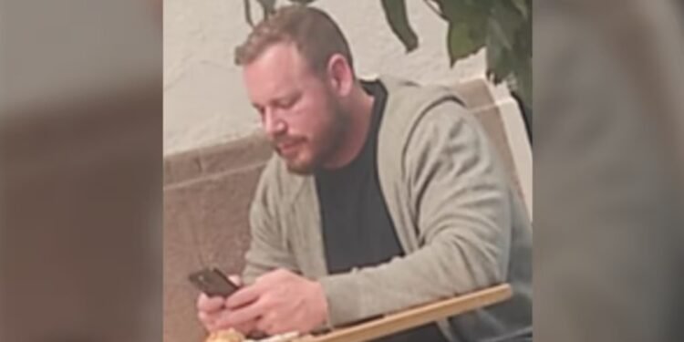 Recompensă de 10 milioane de dolari pentru capturarea fostului olimpic devenit lider al drogurilor