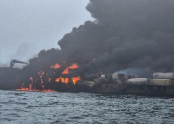 Petrolierul american, scufundat de un căpitan rus. Arestări!