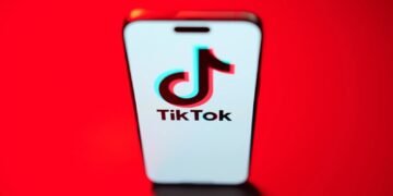 Ce riscă TikTok dacă nu vinde aplicația până la 5 aprilie