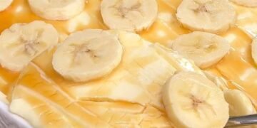 Budincă de banane Tiramisu cu caramel