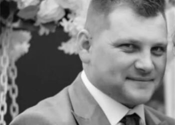 S-a electrocutat în solar. Doi copii au rămas orfani!