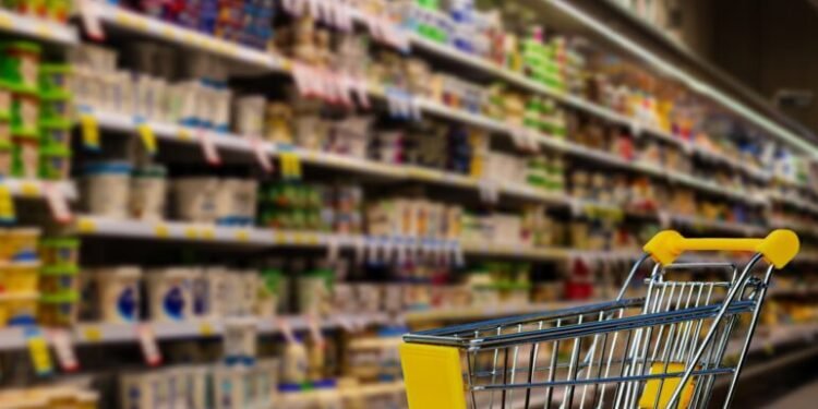 Rușinea majorării tichetelor de masă cu 14 bani