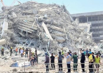 Hoteluri și clădiri prăbușite după cutremurul de astăzi – VIDEO