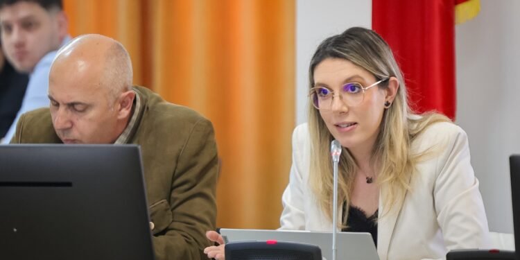 Zeci de milioane de euro pentru bonusuri de pensionare