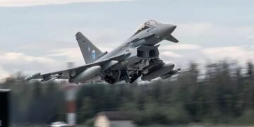 Comisia Europeană propune centralizarea achizițiilor de armament pentru consolidarea industriei de apărare