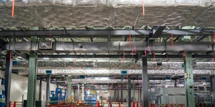 Bateriile în stare solidă: Revoluția vehiculelor electrice este aproape, dar nu pentru toți