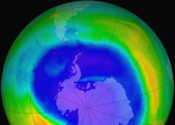 Gaura din stratul de ozon s-a micșorat. Explicația!