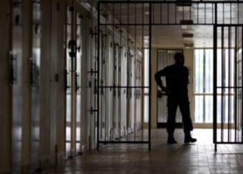 Deținuții străini, trimiși în țările de origine