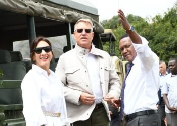 Iohannis: 10 ani, 193 de zboruri, 113 milioane de lei