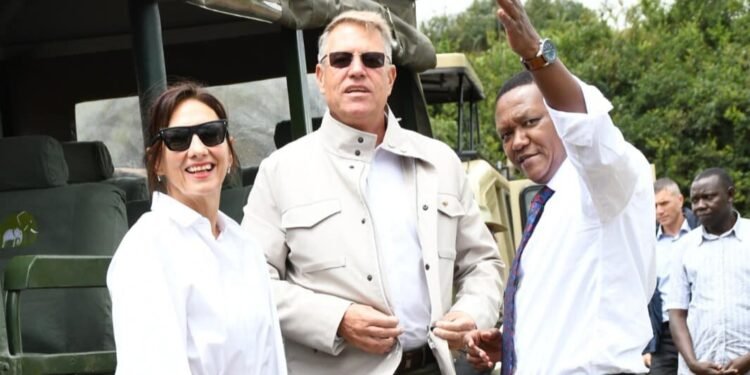 Iohannis: 10 ani, 193 de zboruri, 113 milioane de lei