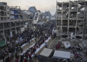 Israel, noi atacuri masive în Gaza. Sute de victime!