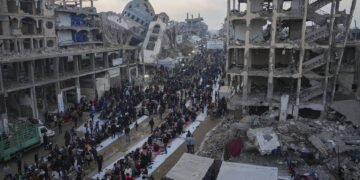 Israel, noi atacuri masive în Gaza. Sute de victime!