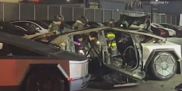 Tot mai multe răzbunări pe mașinile Tesla