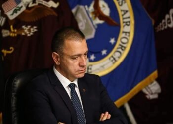 Fifor: Europa se trezește, Macron dă tonul lucidității