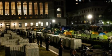 Politico: Universitățile cedează în fața lui Trump cu o viteză și o anvergură uimitoare