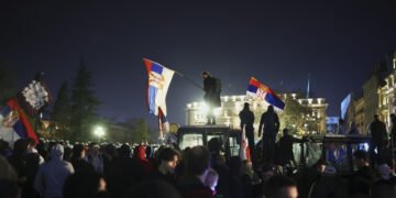 Ce este LRAD, arma acustică presupus folosită la protestul din Belgrad – VIDEO