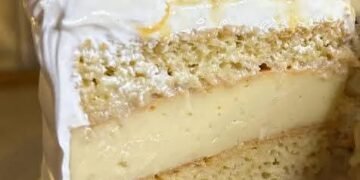 Tort de vanilie și flan neapolitan