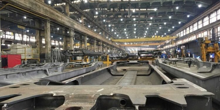 O mare fabrică din România se închide în mod neașteptat. Mii de salariați, pe drumuri!