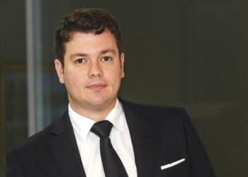 Bonus de 322.600 de euro pentru un director din energie