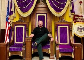 Emisarul lui Ciolacu a urinat pe noi toți