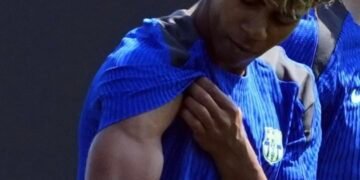 Fotbal: Oferă 275 de milioane de euro pentru un puști de 17 ani