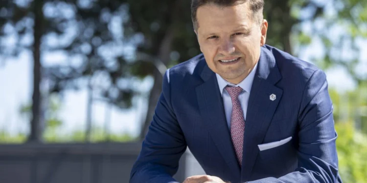 Ștefan Vuza, vocea industriei la Forumul Energiei: “Titanicul economiei românești se scufundă, iar politicienii dansează în sala de bal”