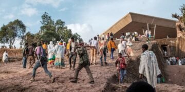 Conflictul între două forțe armate prinde din nou la mijloc civilii