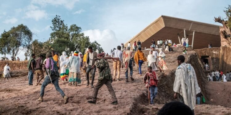 Conflictul între două forțe armate prinde din nou la mijloc civilii