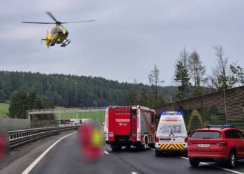 Patru decedați pe autostradă