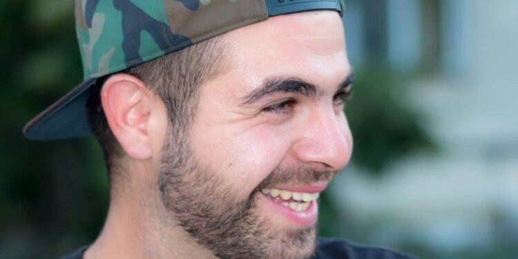 Un tânăr artist român a murit călcat de tren