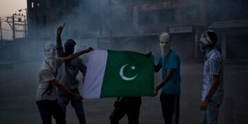 Masacru în Kashmir: Cel puțin 24 de turiști uciși într-un atac terorist