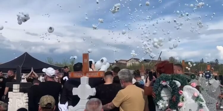 O mie de baloane albe pentru Daria