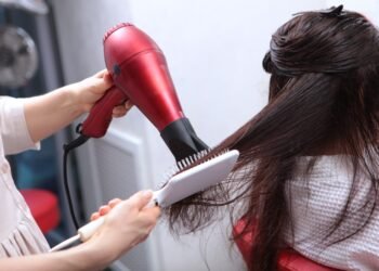 Terenuri, coafuri și salarii fictive la DSP Olt – Dosar marca DNA Craiova