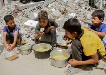 Papa Francisc cere încetarea focului în Gaza și eliberarea ostaticilor: „Un popor înfometat aspiră la pace”