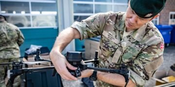 Militari danezi trimiși în Ucraina… la studiu!