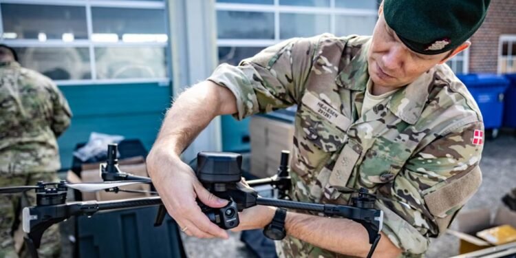 Militari danezi trimiși în Ucraina… la studiu!