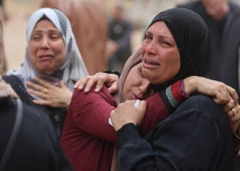 Gaza: Mamă, tată și patru copii, uciși în somn