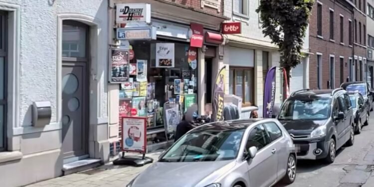 Condamnați cu suspendare pentru un jaf nocturn la o librărie