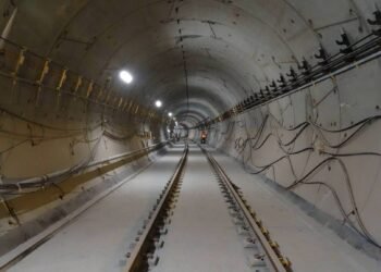 Explozie în subteran, la Magistrala 6